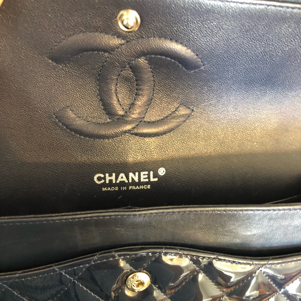 Chanel Medium Double Flap Classic Bag - Picture 15 of 16